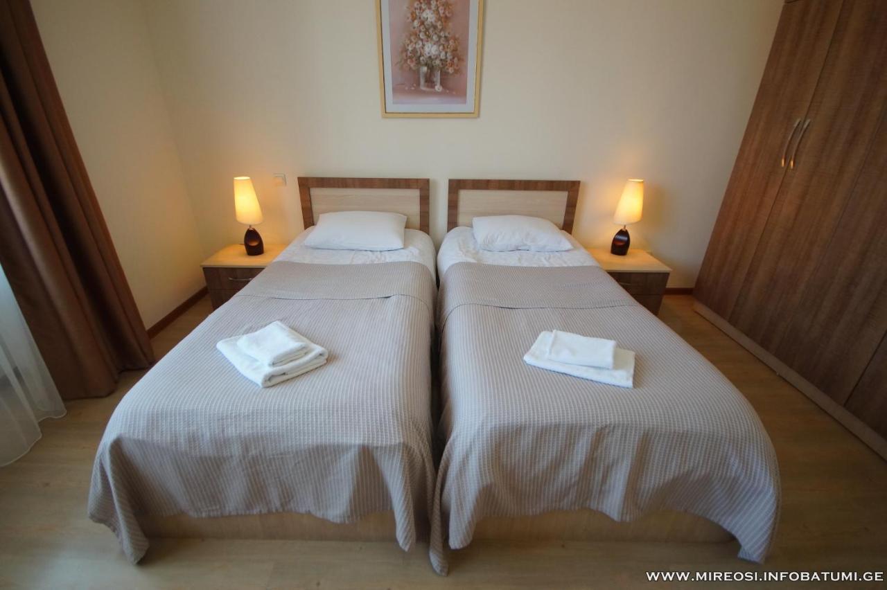 Hotel Mireosi Μπατούμι Εξωτερικό φωτογραφία