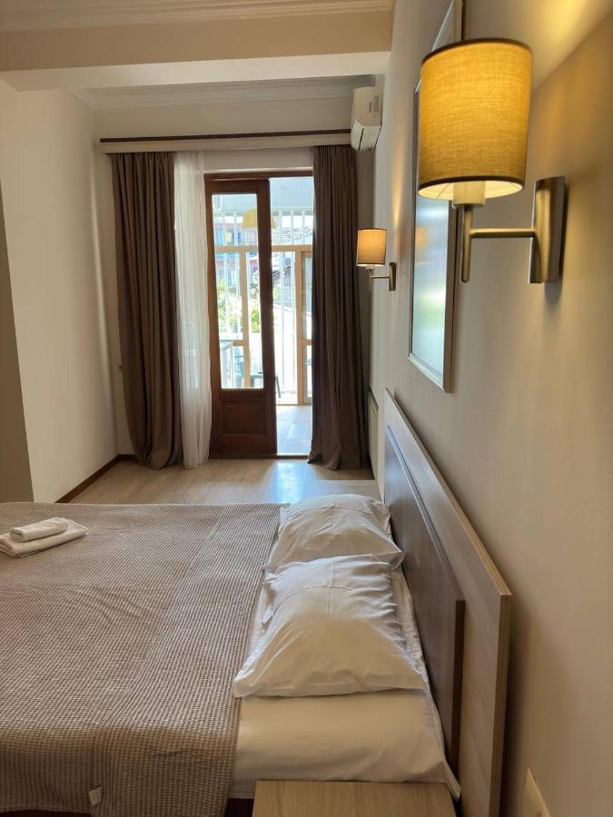 Hotel Mireosi Μπατούμι Εξωτερικό φωτογραφία