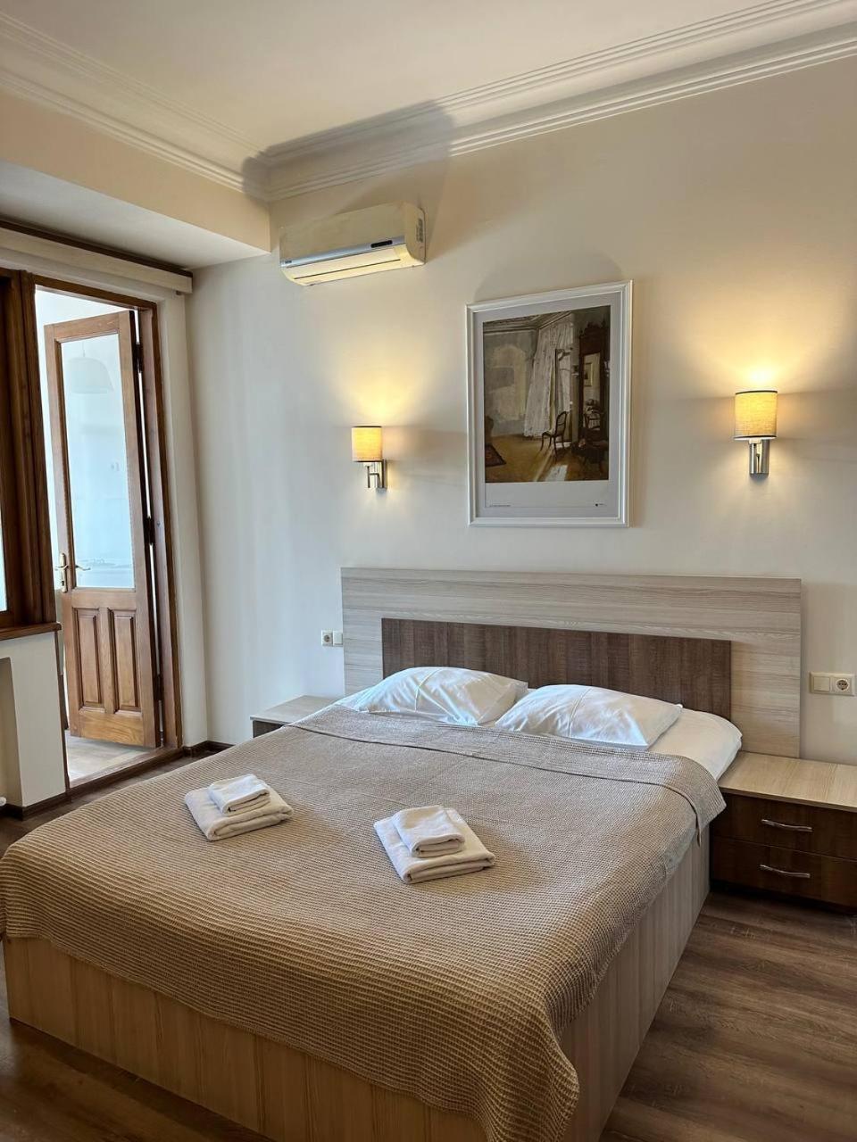 Hotel Mireosi Μπατούμι Εξωτερικό φωτογραφία
