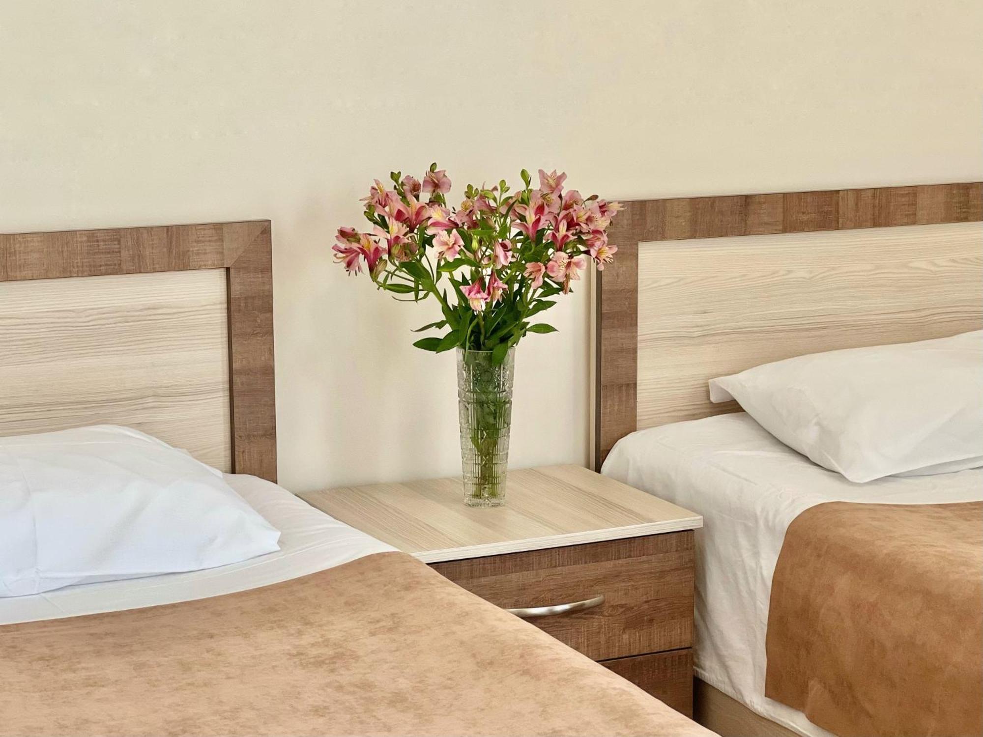 Hotel Mireosi Μπατούμι Εξωτερικό φωτογραφία
