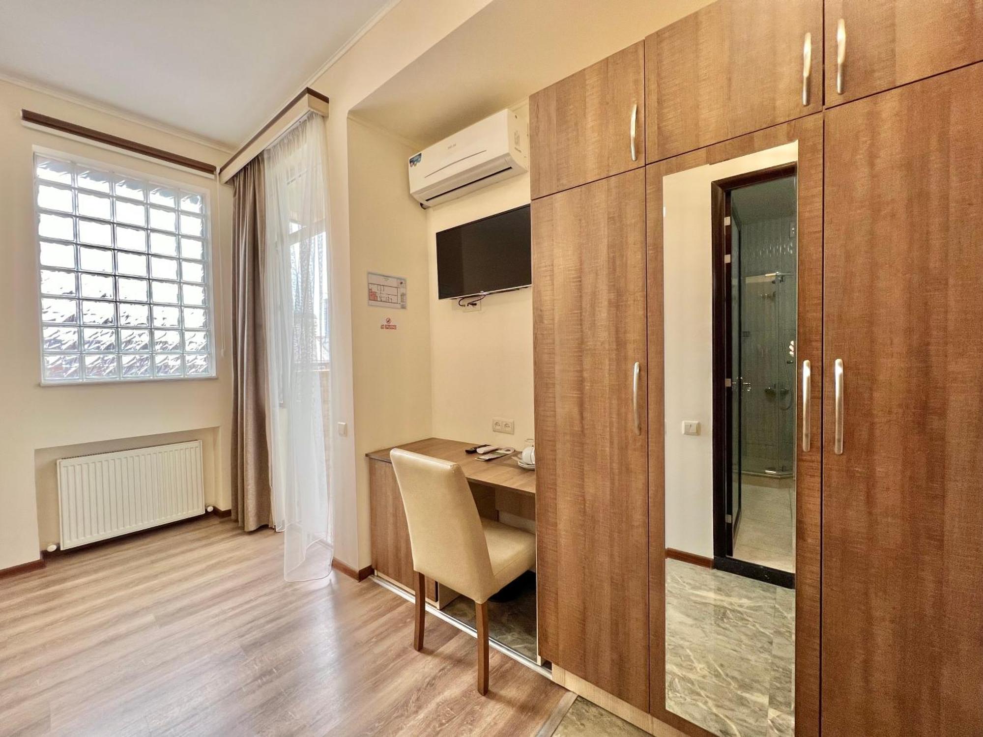 Hotel Mireosi Μπατούμι Εξωτερικό φωτογραφία