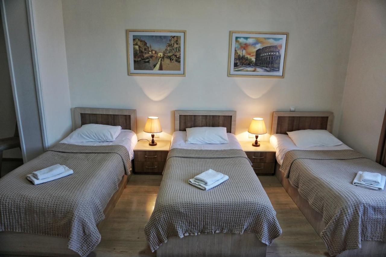 Hotel Mireosi Μπατούμι Εξωτερικό φωτογραφία
