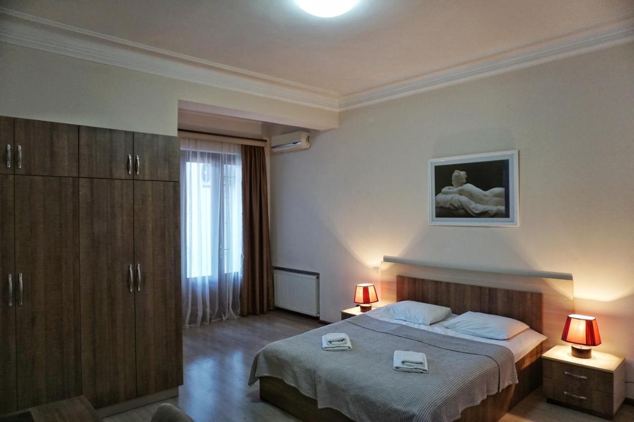 Hotel Mireosi Μπατούμι Εξωτερικό φωτογραφία